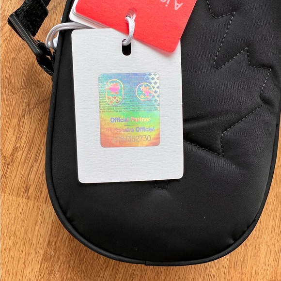 Lululemon Team Canada Future Legacy Crossbody Bag - Picture 11 of 11